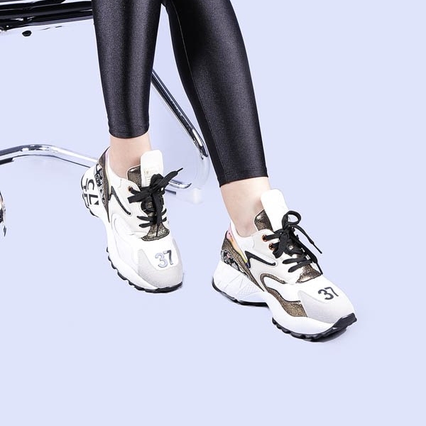 Γυναικεία αθλητικά παπούτσια Petrina λευκά - Kalapod.gr